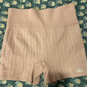 Alo yoga shorts